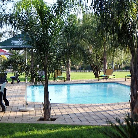 Casa Bianca Guest Lodge ฮาร์ทบีสบูร์ท ภายนอก รูปภาพ