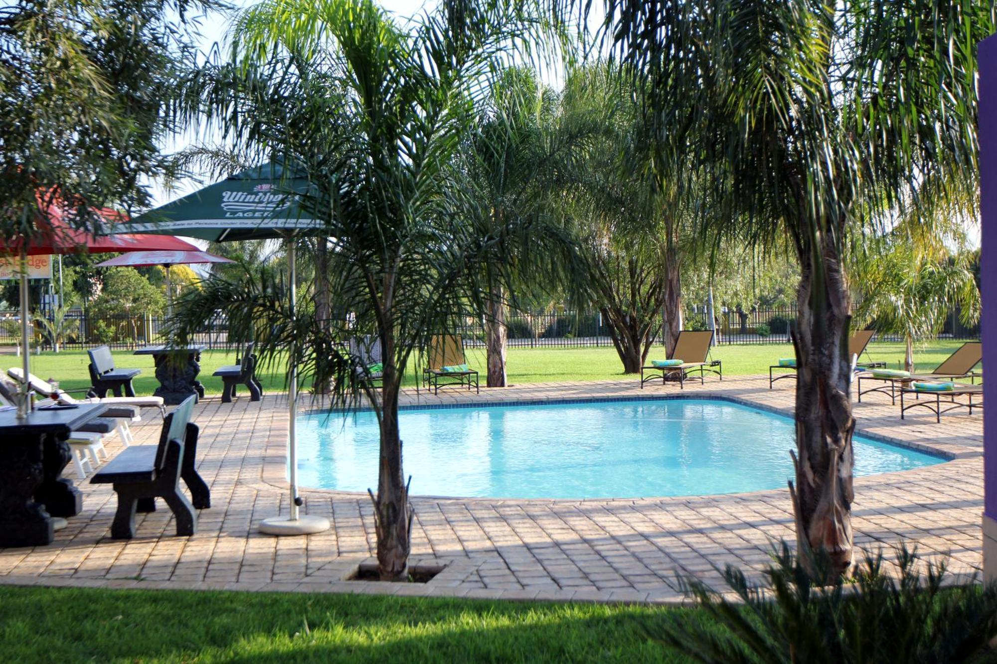 Casa Bianca Guest Lodge ฮาร์ทบีสบูร์ท ภายนอก รูปภาพ